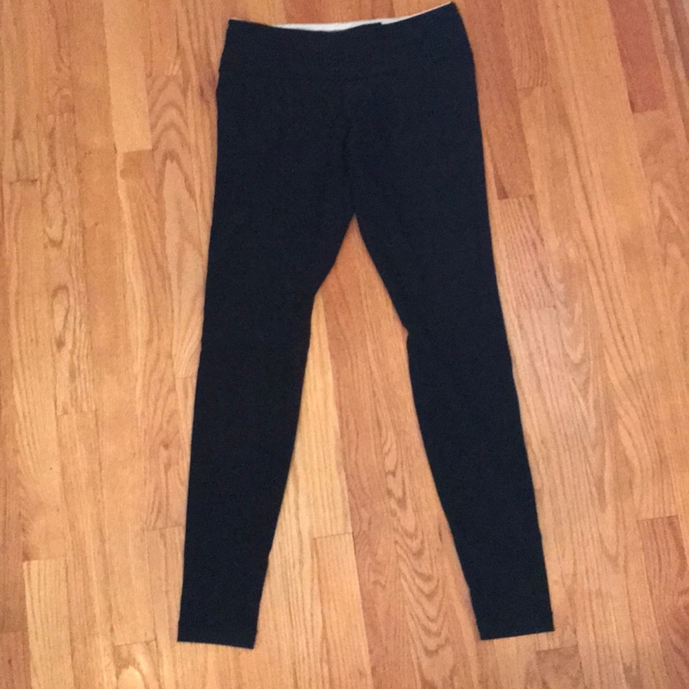 Lululemon Wunder Under black reversible leggings